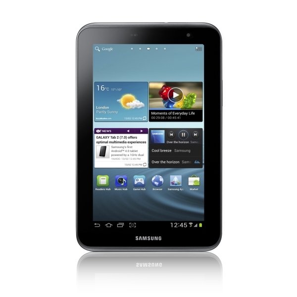Tablet Samsung s dvoujádrovým procesorem a operačním systémem Android, Datart, 3999 Kč.