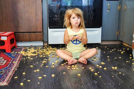 8 nechutných věcí, o kterých doufáte, že je vaše děti nedělají. Pravděpodobně ano