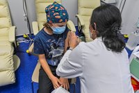 3. dávky pro děti a mladistvé: Již od pondělí bude možné posilující očkování 12+