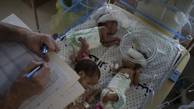 Děti narozené v nemocnici Šífa v Pásmu Gazy