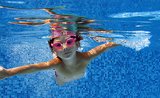 8 tipov, ako naučit deti plávať