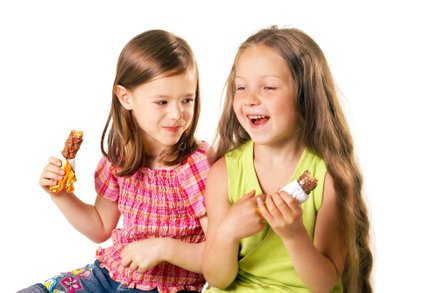 Co byste dětem k jídlu vážně dávat neměli a proč?