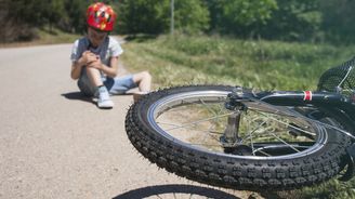 I cyklista by měl řešit pojištění, než šlápne do pedálů