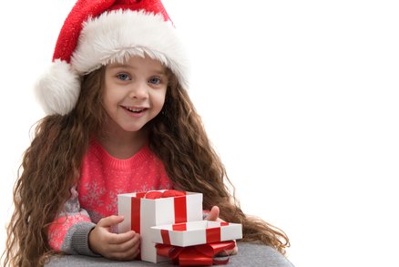 Kolik peněz utratit za vánoční dárky pro děti?  Někdo dává tisíc, někdo pět