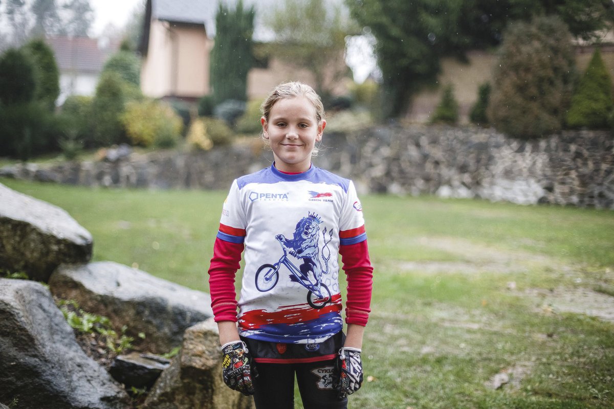 Denisa patří mezi elitu biketrialu a cyklotrialu České republiky.