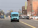 Detroit uvádí do praxe indukční nabíjení elektromobilů z povrchu silnice