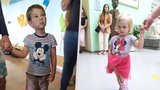 Unikátní operace v Brně: Lékaři zachránili normální život Aničce (3) a Mikulášovi (4) narozeným s paklouby bérce