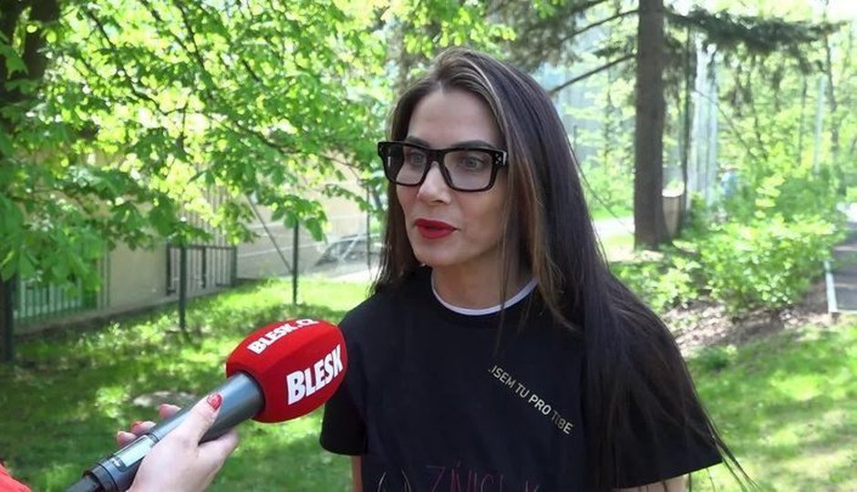 Největší trest pro Eva Decastelo: Potrestal ji doktor!