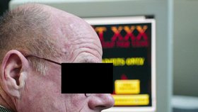 Muž (52) si tisknul dětské porno přímo v internetové kavárně.