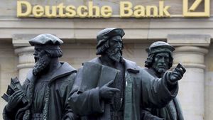 Stane se Deutsche Bank další Credit Suisse? Co stojí za velkým propadem akcií