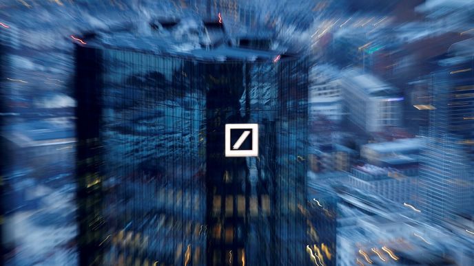 Deutsche Bank oznámila zrušení 18 tisíc pracovních míst.