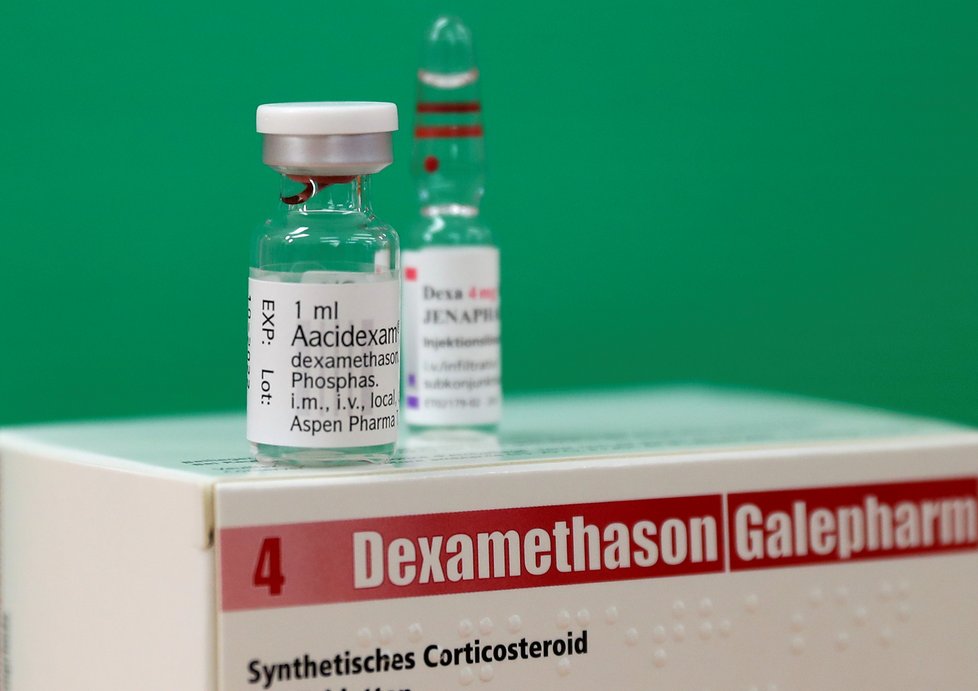 Kortikosteroid dexamezaton slibuje, že dokáže zachraňovat těžké případy koronaviru.