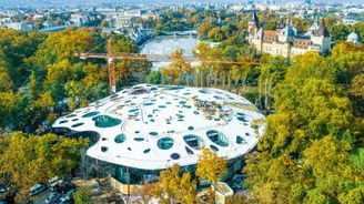 Muzeum hudby jako palačinka. V Budapešti roste nová architektonická chlouba 