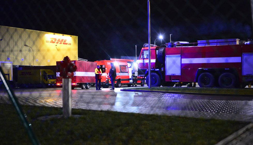 Na terminálu DHL ve Zdibsku na Praze-východ byl podezřelý balíček.