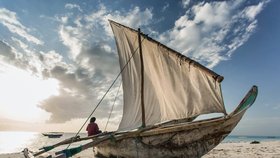 Tradiční zanzibarská loďka dhow