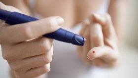 Diabetes se v těle může vyvíjet i deset let, než se projeví příznaky.