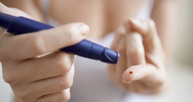 Diabetes se v těle může vyvíjet i deset let, než se projeví příznaky.