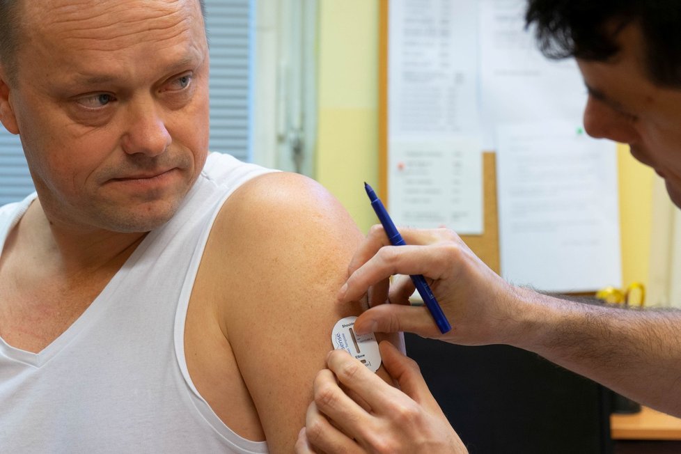 Podkožní senzory zásadním způsobem zlepšují život pacientů s diabetem prvního typu