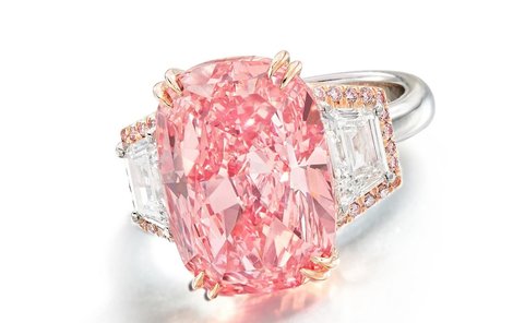 Růžové diamanty jsou obzvláště vzácné.
