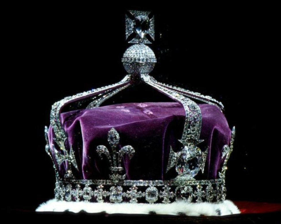 Koh-i-noor nechala královna Viktorie přebrousit na 108,93 karátů. Roku 1936 ho královna Alžběta (manželka Jiřího VI.) vsadila do své koruny.