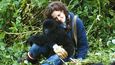 Sigourney Weaverová v roli Dian Fosseyové ve snímku Gorily v mlze