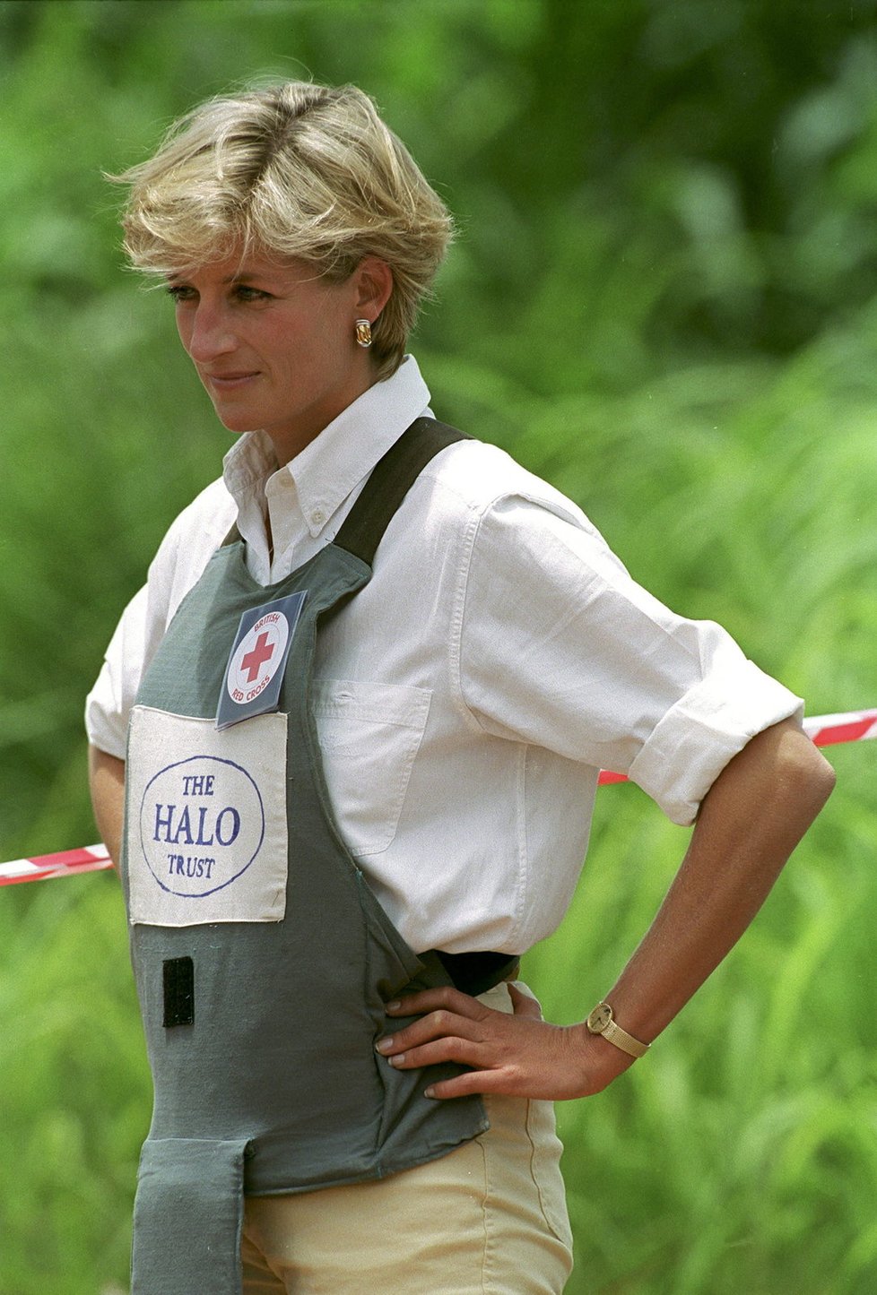 Diana v uniformě fondu The Halo Trust