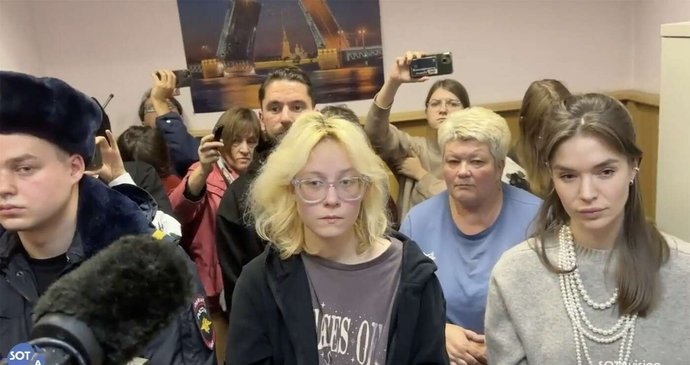 Ruská zpěvačka Diana Loginovová