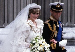 Lady Di a Charles ve svatební den