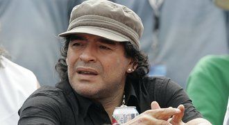 Maradona (†60) byl úmyslně zabit? Sedm zdravotníků bylo obviněno!