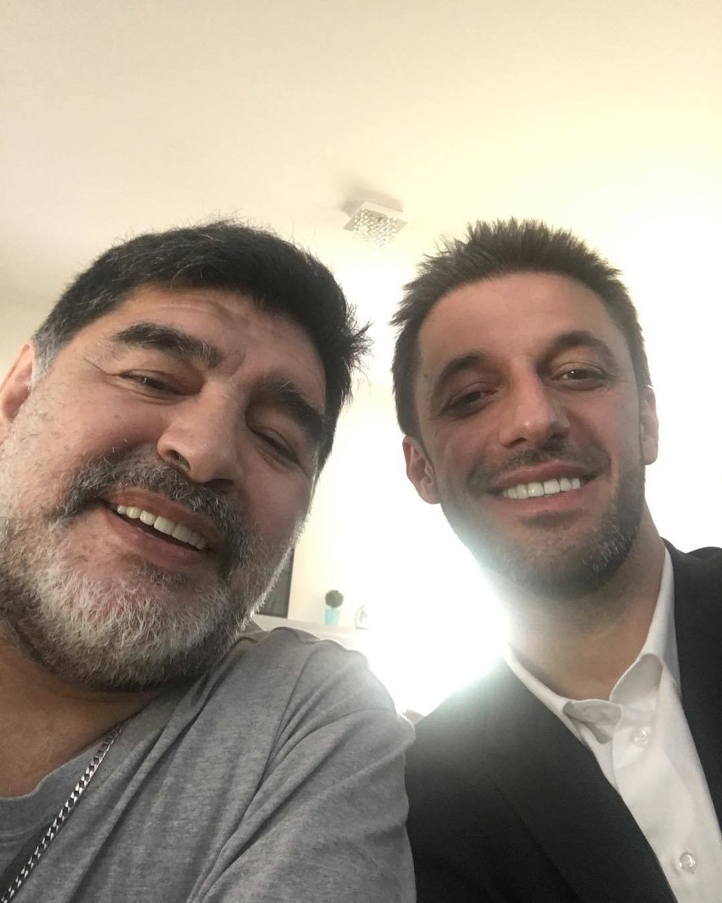 Božský Diego Maradona se svým právníkem Matiasem Morlou.