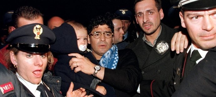 Ačkoliv se Maradona nemohl hájit, přesto ze záhrobí vyhrál v Itálii letitý soudní spor ohledně údajných daňových úniků.
