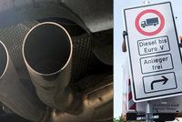 Hamburk zakázal starším dieselům vjezd do části města. Boj s „nafťáky“ sílí