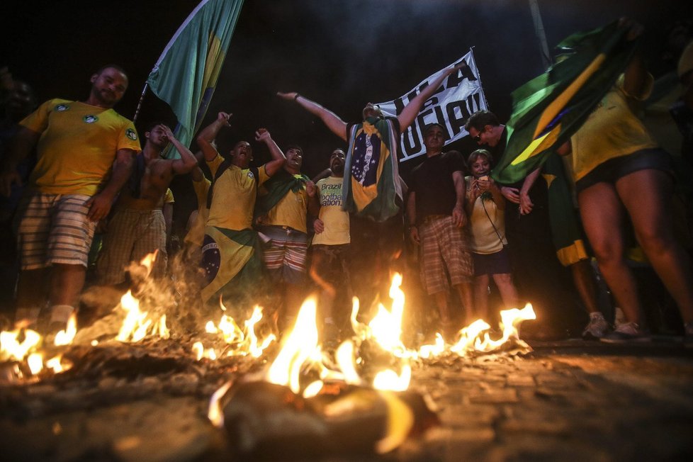 Brazilská prezidentka Dilma Rousseffová prohrála hlasování o ústavní žalobě v dolní komoře brazilského parlamentu.