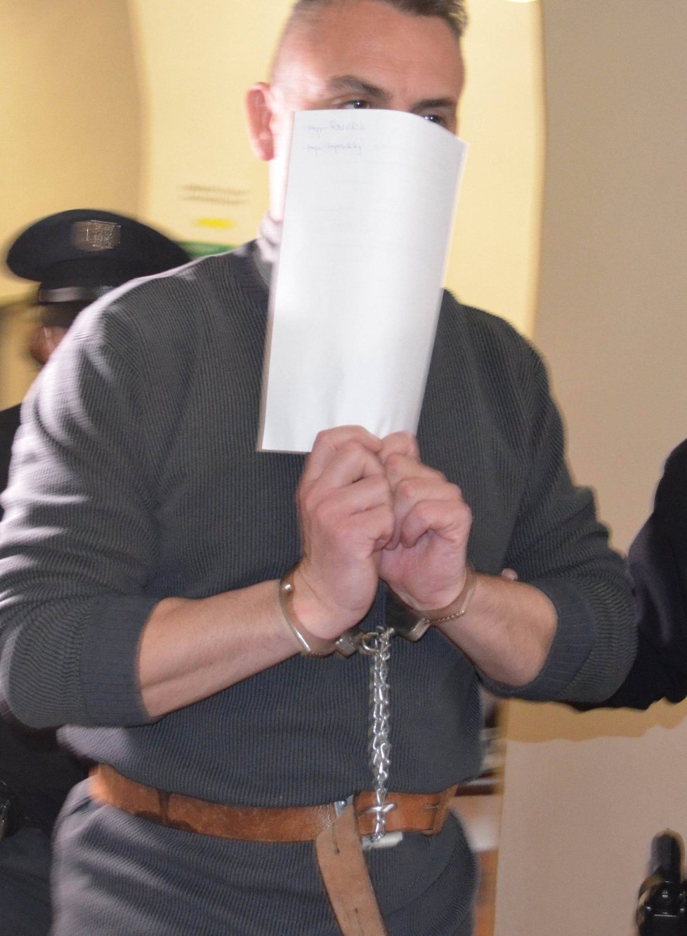 Strážník Pavel K. putoval 23. prosince do vazby. Hrozí mu až výjimečný trest.