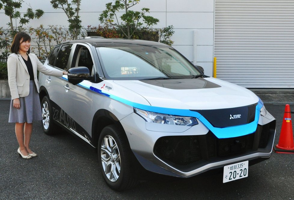 Testování aut bez řidičů je v plném proudu: Model od Mitsubishi