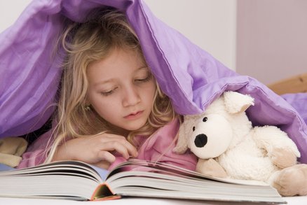 Pár tipů pro rodiče: Jak naučit své dítě milovat čtení a knížky?