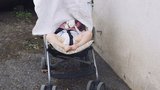 Krádež dítěte v Ústí! Kočárek i s miminkem odtáhl bezdomovec