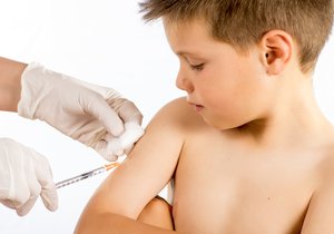 Nenechali jste očkovat své  dítě? Můžete dostat pokutu deseti tisíc