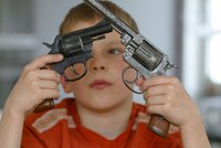 Předškolák (5) postřelil na hřišti kamaráda (4)!