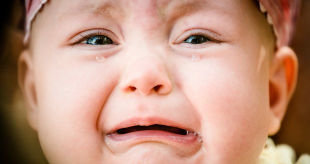 Finguje vaše dítě pláč?