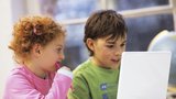 Internet dětem nezakazujte! Radí expertka na kyberšikanu! Odpovídat bude na chatu. 