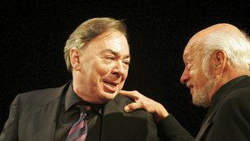 Věhlasný divadelní režisér Harold Prince zemřel ve věku 91 let.