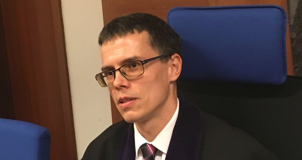 Soudce Ondřej Sekvard kardinálovu žalobu zamítl.