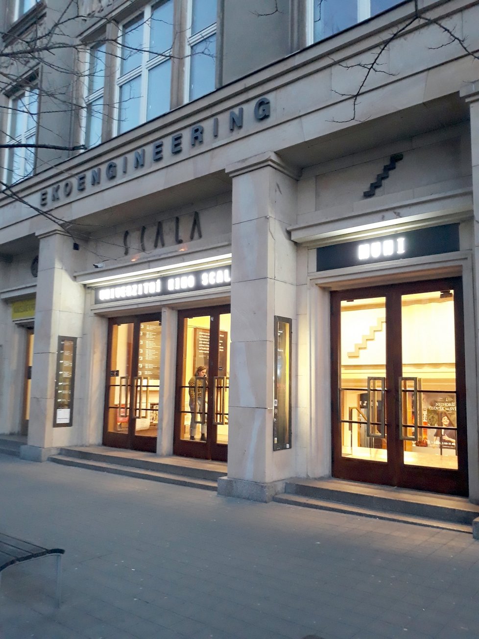 Městu Brnu patří jak prostory kina Scala, tak divadla Bolka Polívky.