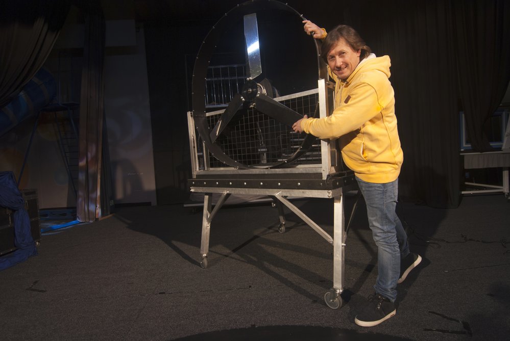 Tímhle ventilátorem kouzelník dovede projít