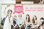 Pátý ročník festivalu francouzského divadla Sněz tu žábu se koná od 10. do 12. května v pražském Studiu ALTA