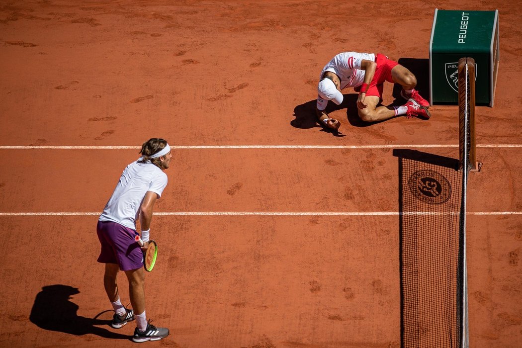 Novak Djokovič byl po nešťatném karambolu lehce otřesen