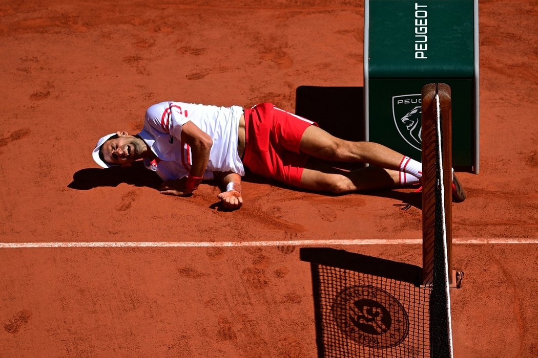 Novak Djokovič byl po nešťatném karambolu lehce otřesen