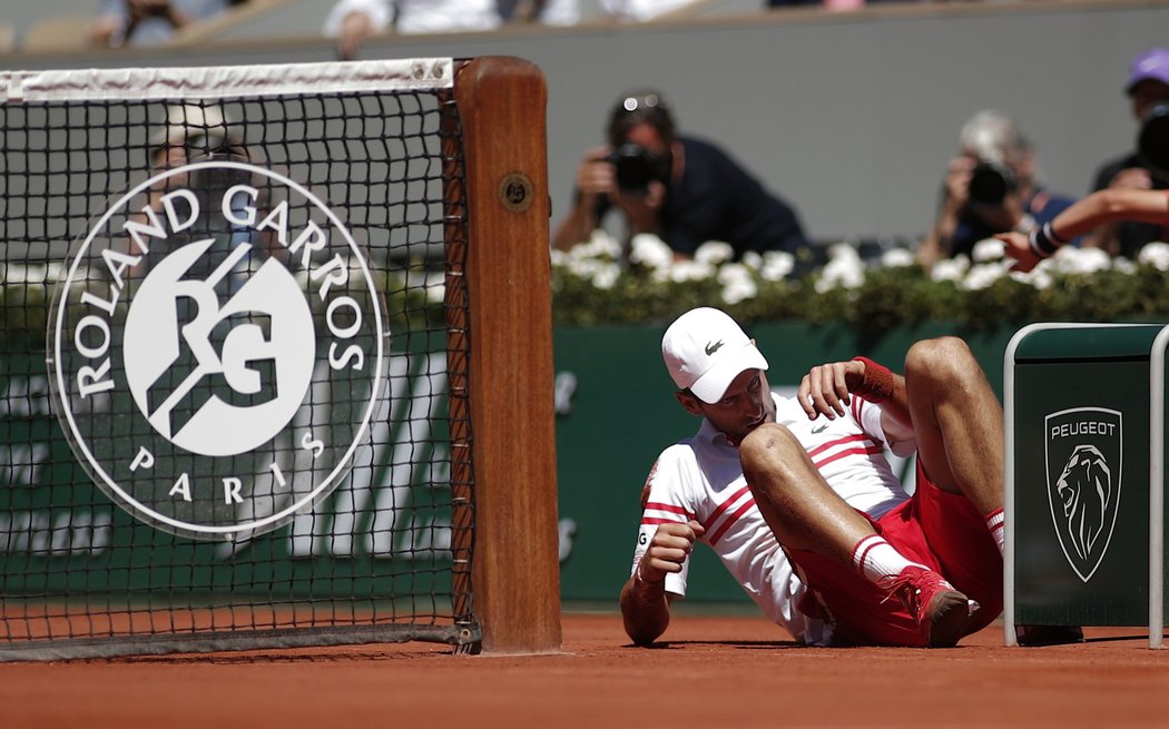 Djokovič měl štěstí, že se vyvaroval vážnějšímu zranění