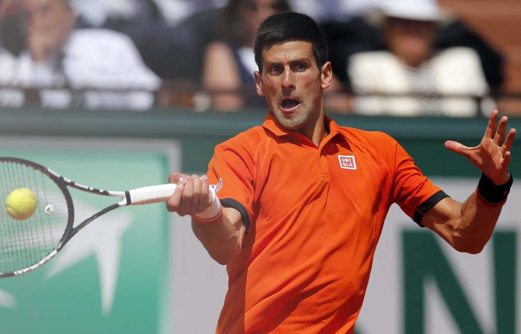 Novak Djokovič čelil výborně hrajícímu Wawrinkovi.